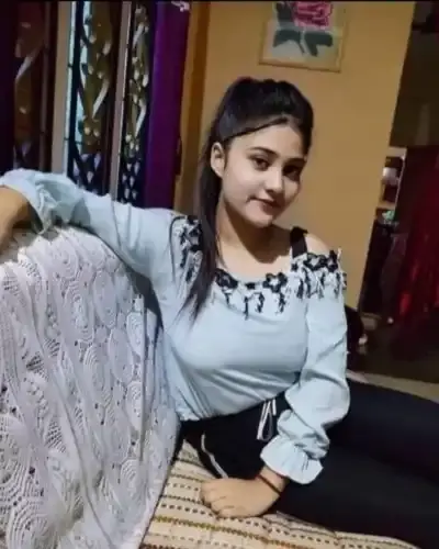 Call Girls Service in Daba Gardens